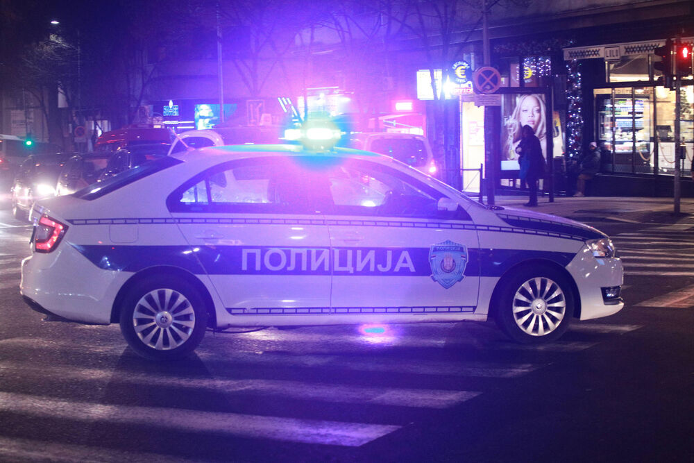 policija, Policijski auto, srpska policija