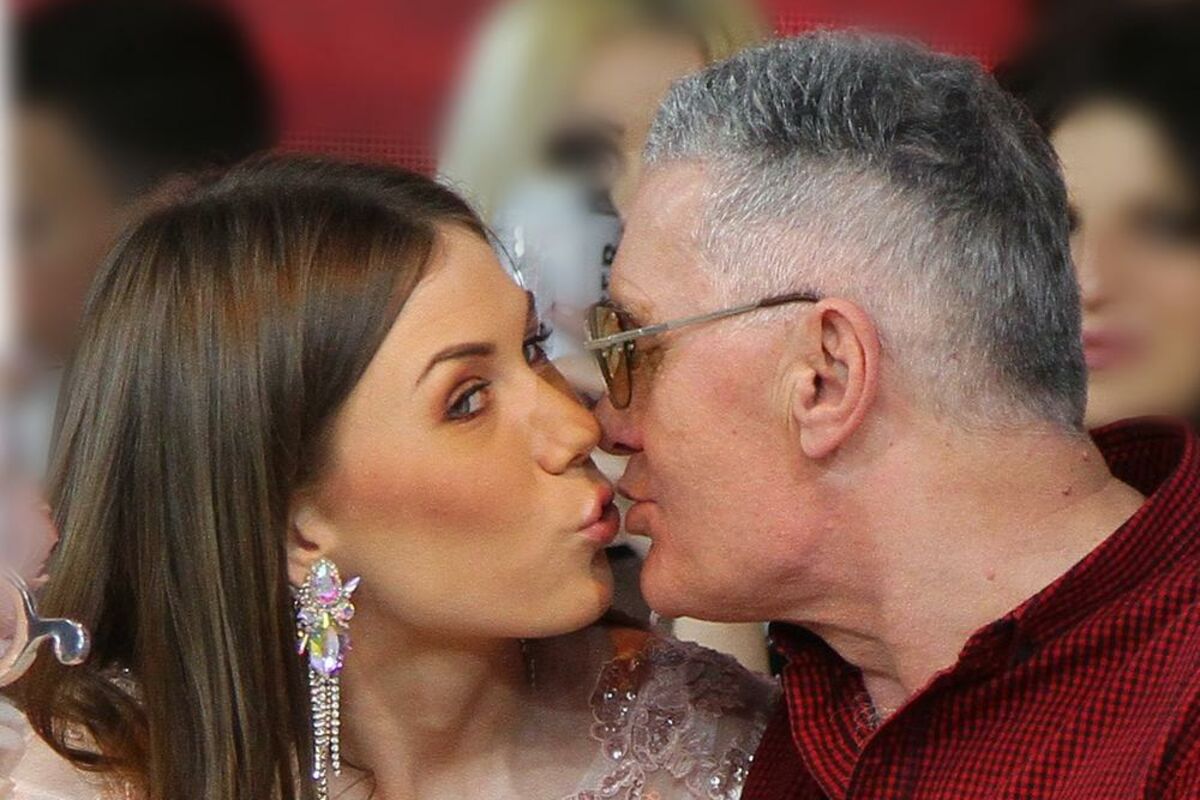 Milijana Bogdanović u vezi sa matorcem što pije alkohol