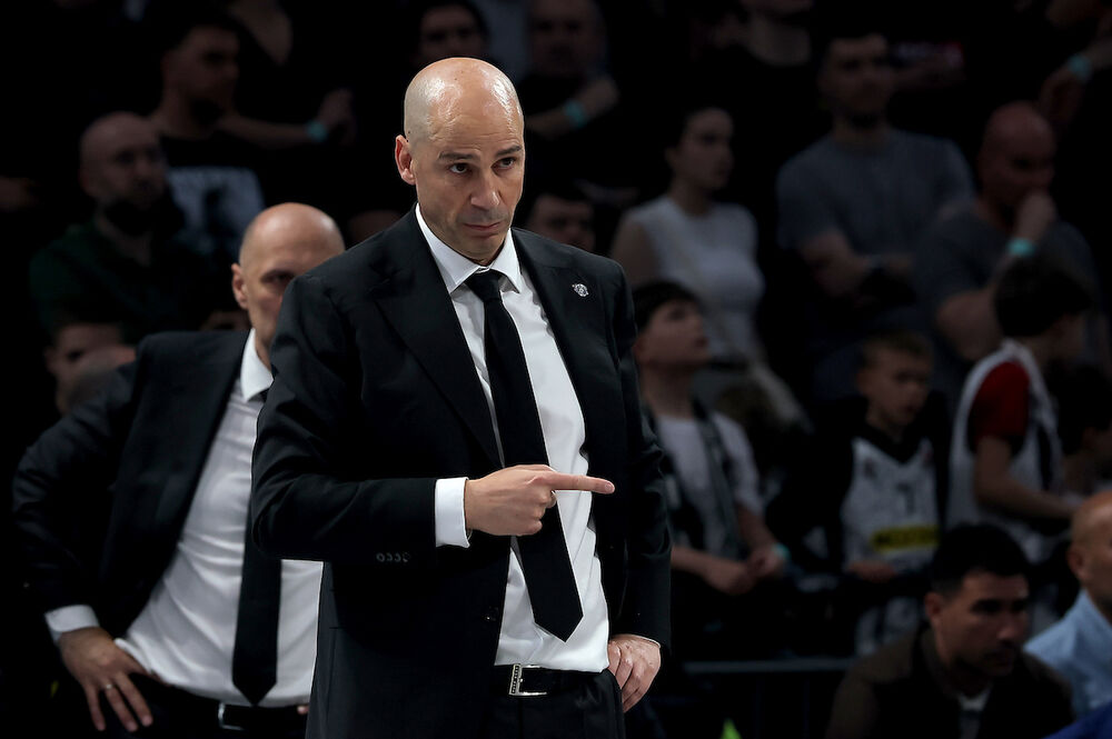 Đoan Penjaroja na utakmici Partizana i Crvene zvezde u top 8 fazi ABA lige u sezoni 2025/26