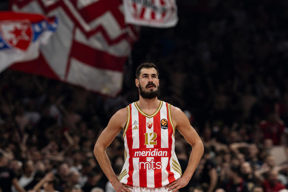 Kalinić napušta Zvezdu zbog Navara?
