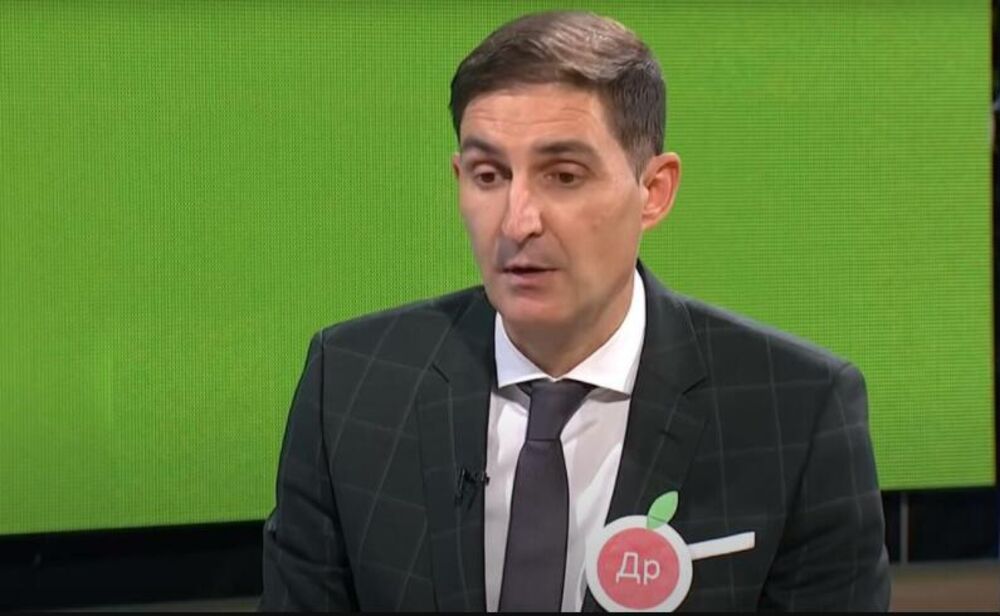 Dr Dejan Čubrilo
