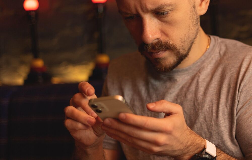 tELEFON, Mobilni, Muškarac