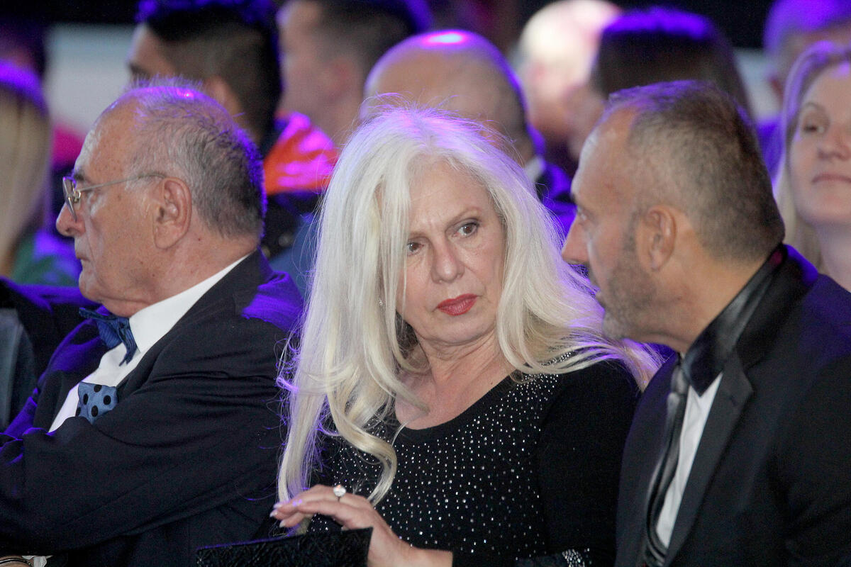 Maja Odžaklijevska o porodici