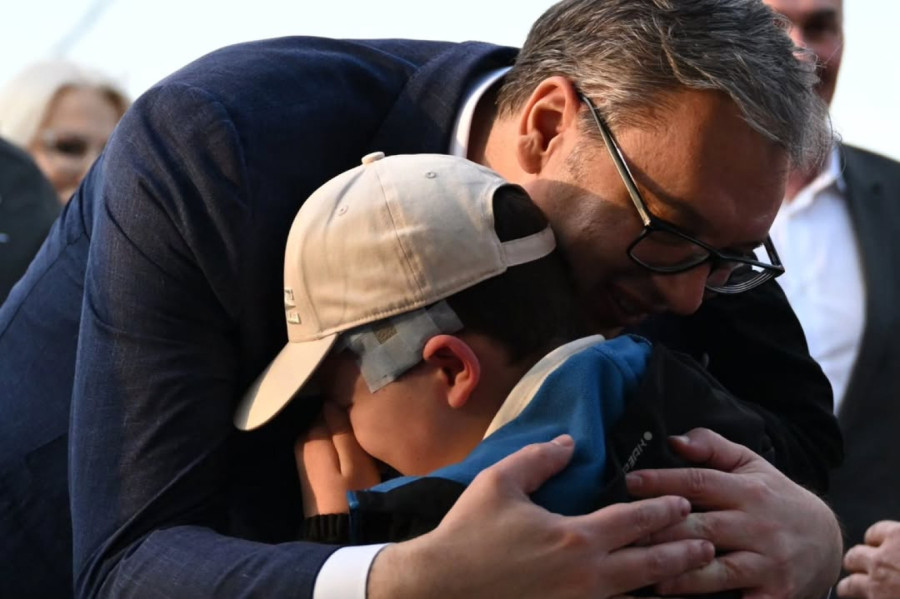 Vučić: Odluka o izborima za desetak dana; Srbija je 20 puta jača nego što je bila pre 15 godina FOTO