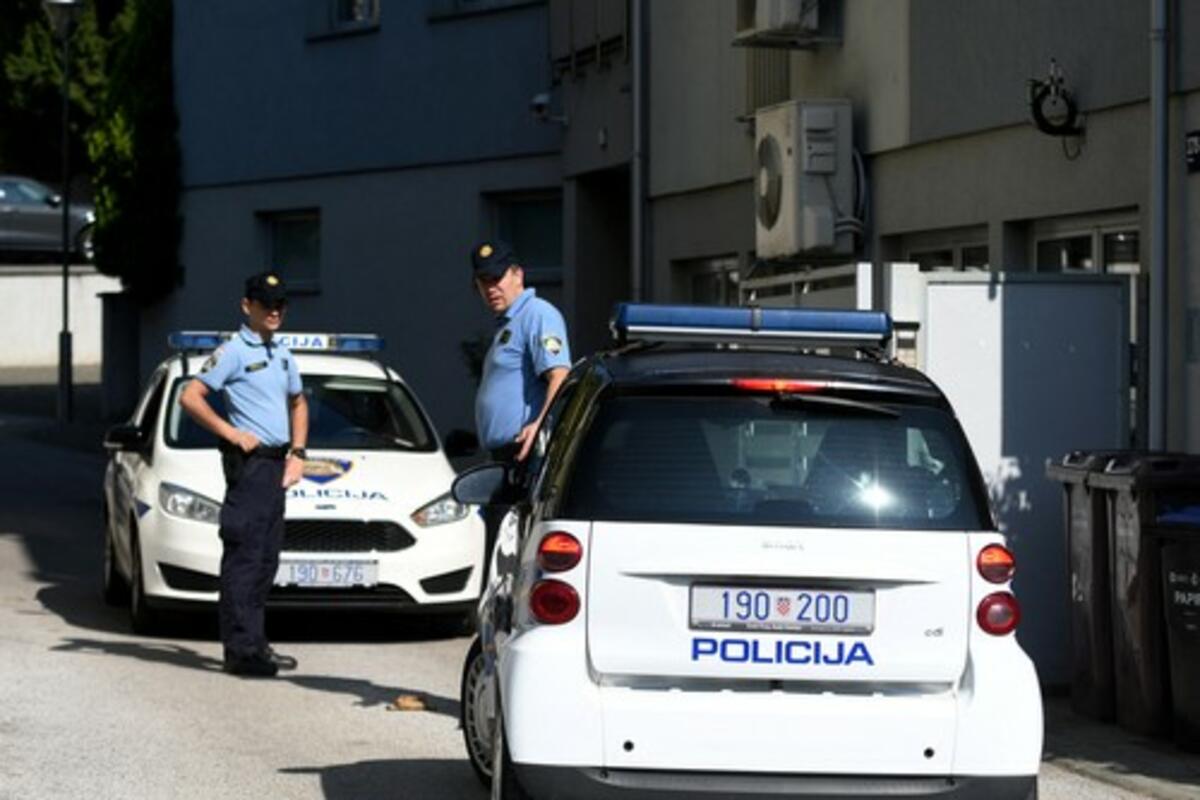 Automobil sleteo u more u Hrvatskoj
