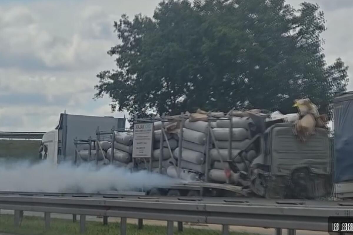 Vozač umro nakon udesa kod Stare Pazova