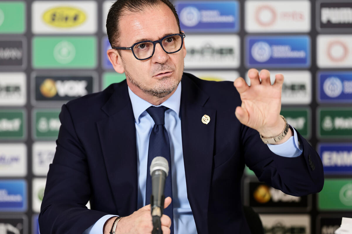 Obezbeđeno 150.000.000 evra, Mijatović sprema udar na Pareza