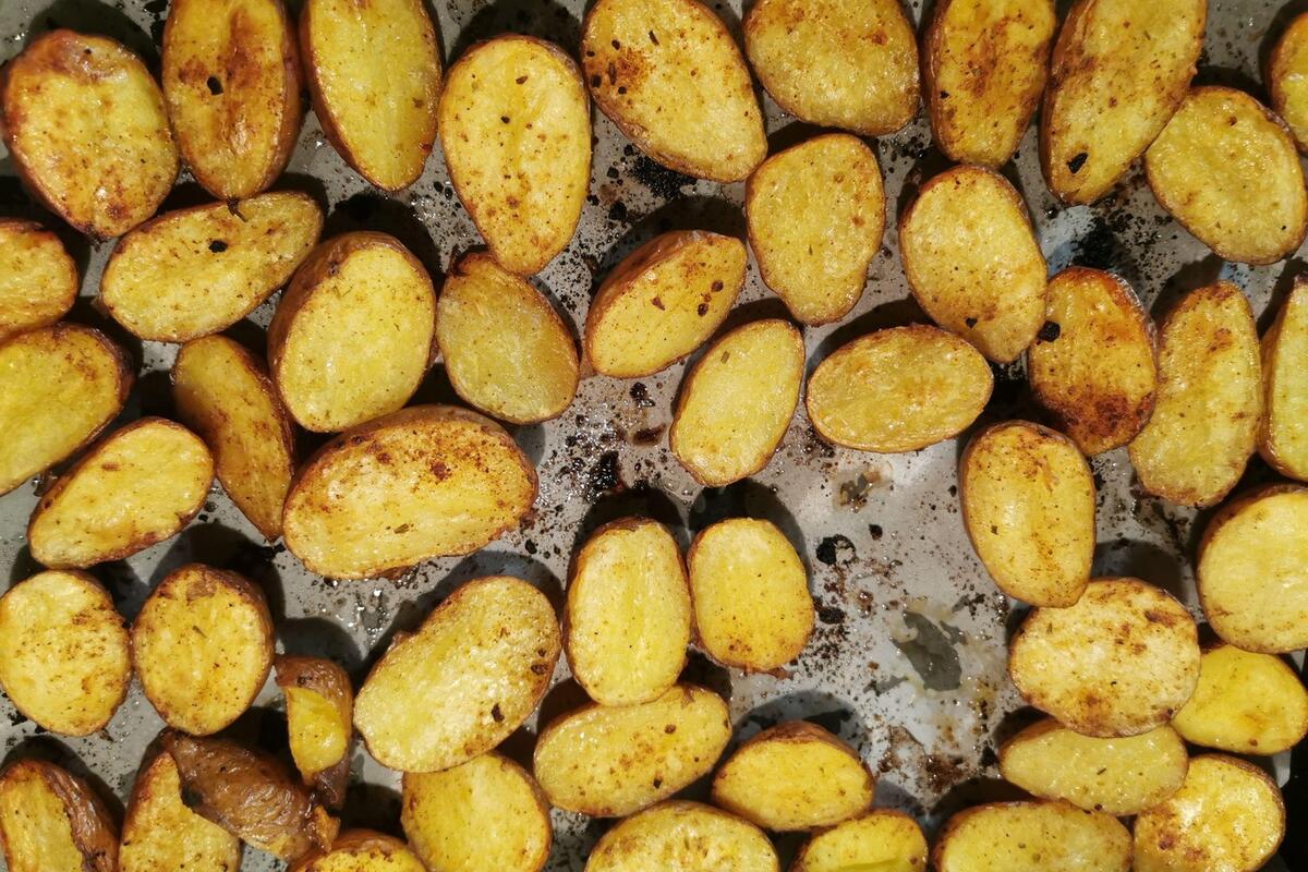 Mediteranski mladi krompirići