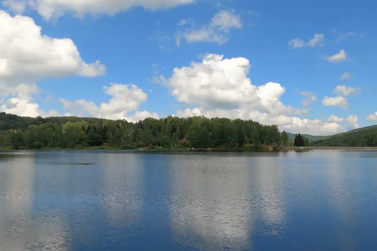 Blagodeti Vlasinskog jezera