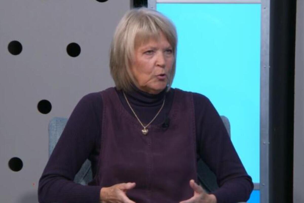 Umrla Džulijen Bušić