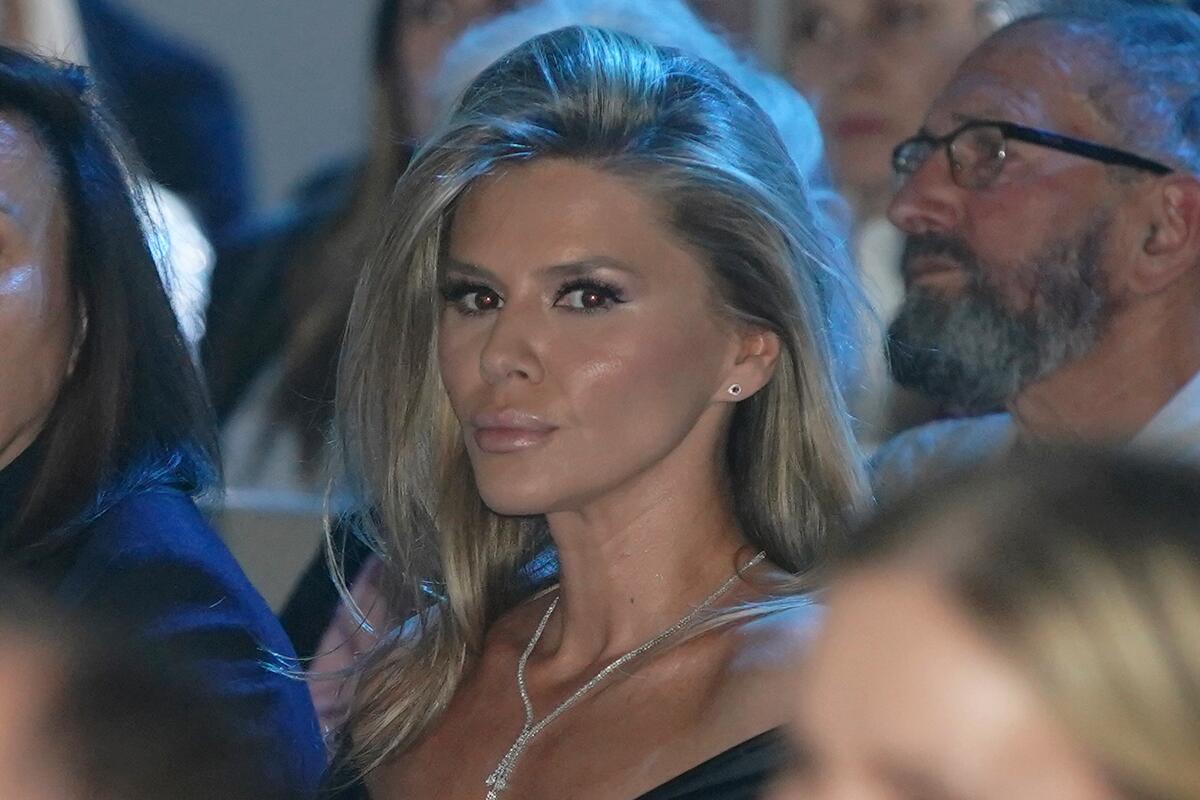 Šta je Melina pričala o Harisu