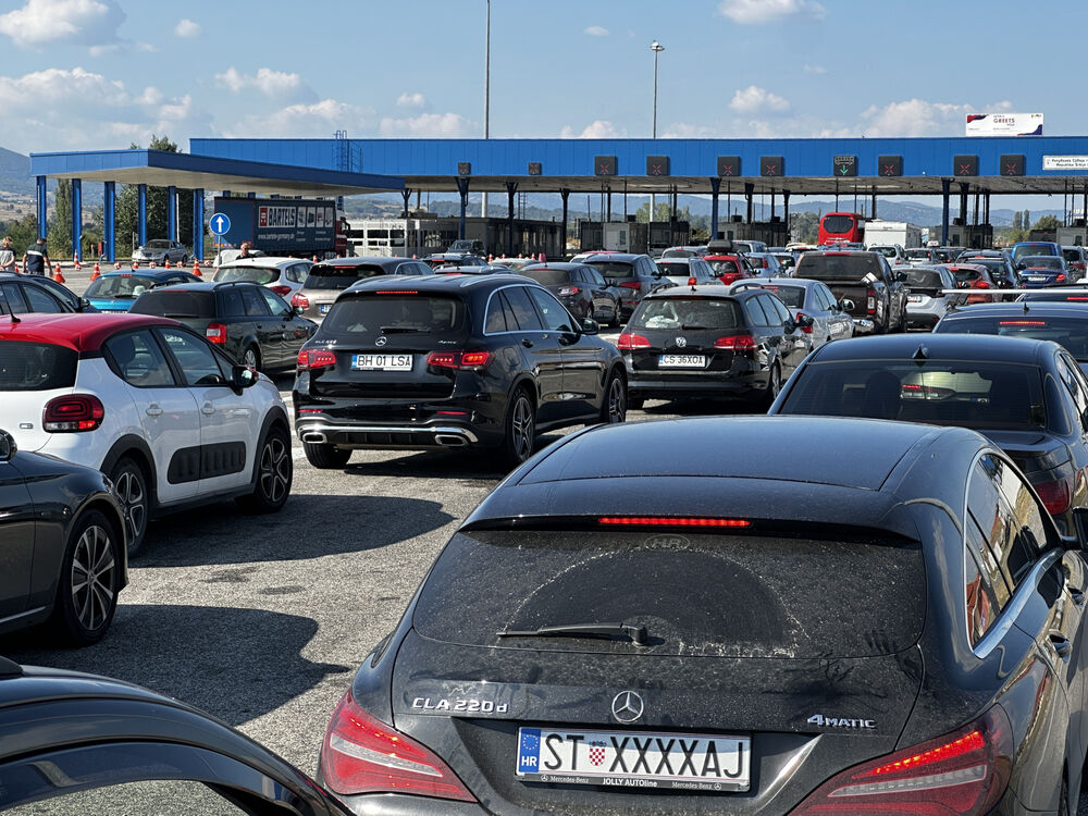 Granični prelaz, Granica, Gužve, Evzoni, Preševo