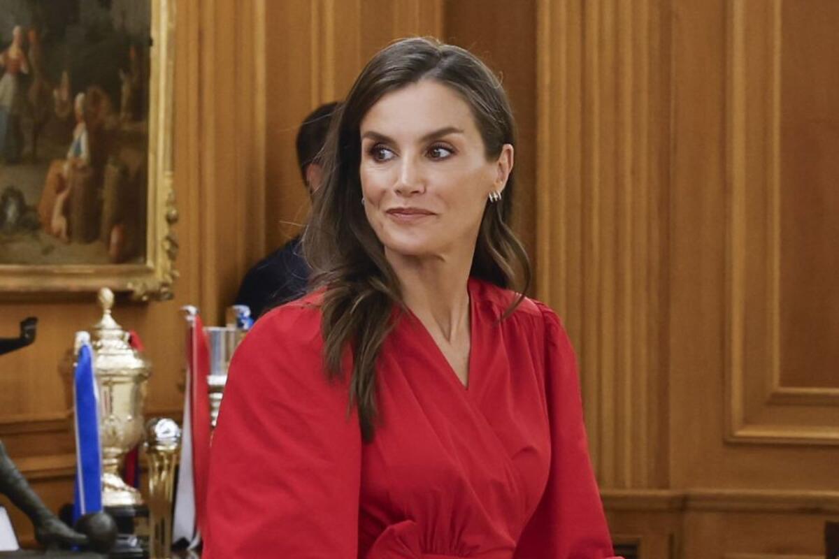 Magična kimono-haljina kraljice Leticije kakva stoji svakoj ženi