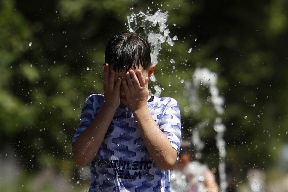 Vrućina, Visoke temperature, Toplotni talas, Francuska, Leto