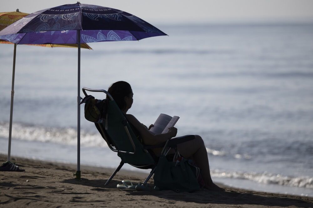 Vrućina, Visoke temperature, Toplotni talas, Leto, Španija, Plaža, More, Ležaljke