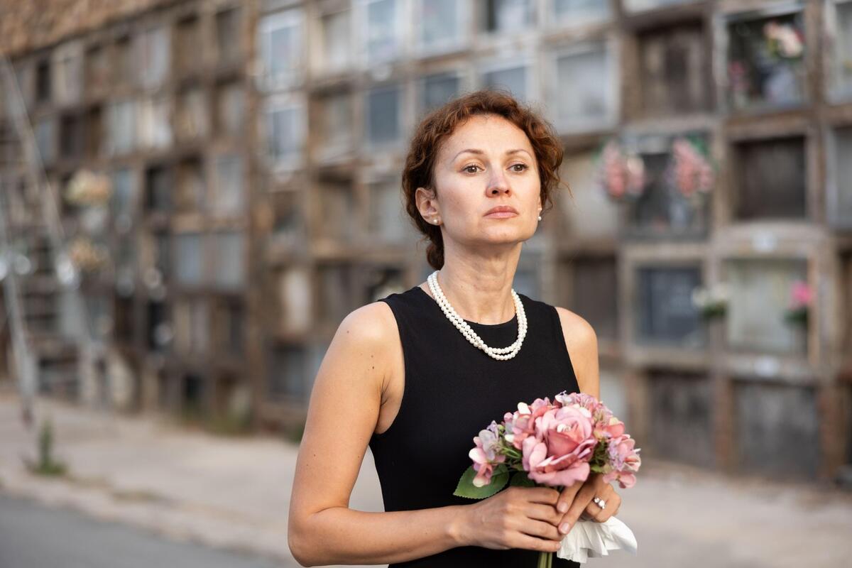 Čim je napunila 60 godina, muž ju je ostavio zbog mlađe žene