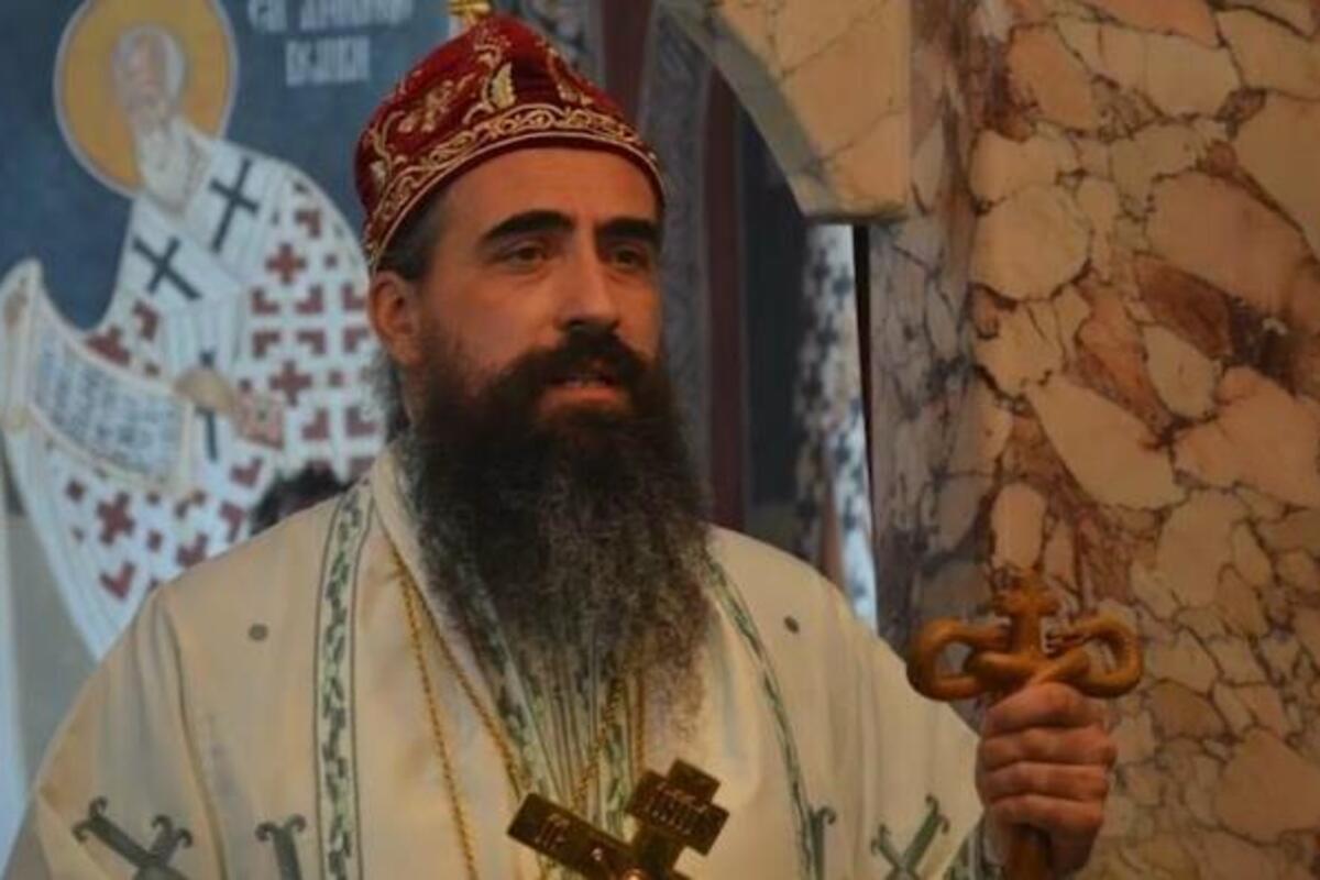Oslovljavati sveštenika sa pop je uvreda u pravoslavlju