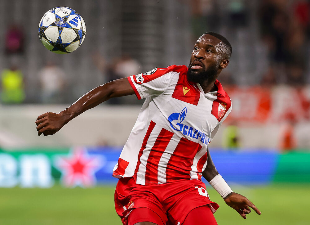 Šavi Babika na utakmici Pafosa i Crvene zvezde u prvoj utakmici plej-ofa kvalifikacija za Ligu šampiona u sezoni 2025/26