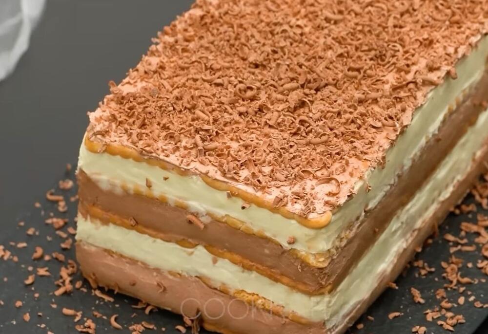 Lagana keks torta s dve vrste fila