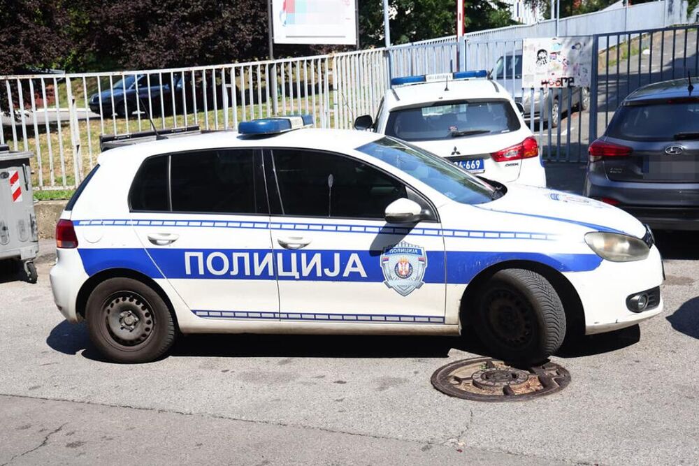 Vračar, Policija