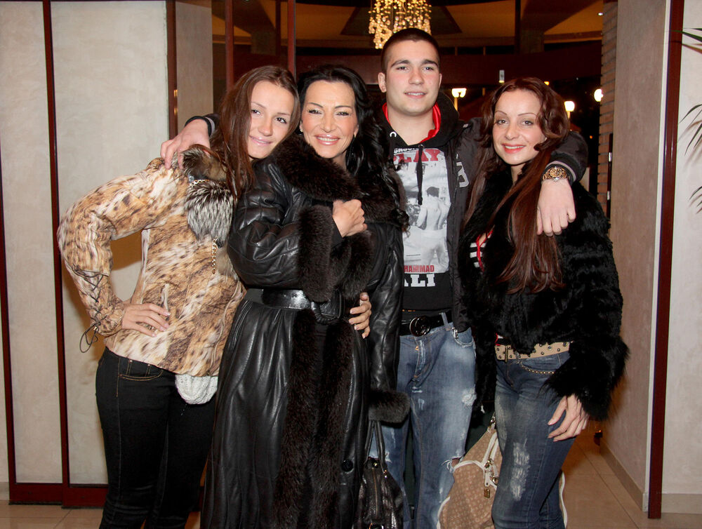 Mirko Šijan, Goca Božinovska, Zorana Šijan, Jelena Vučković