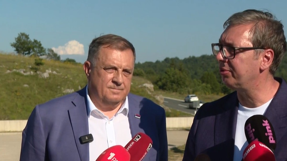 Vučić stigao u Drvar: Obilazi srpski narod i svetinje sa Miloradom Dodikom