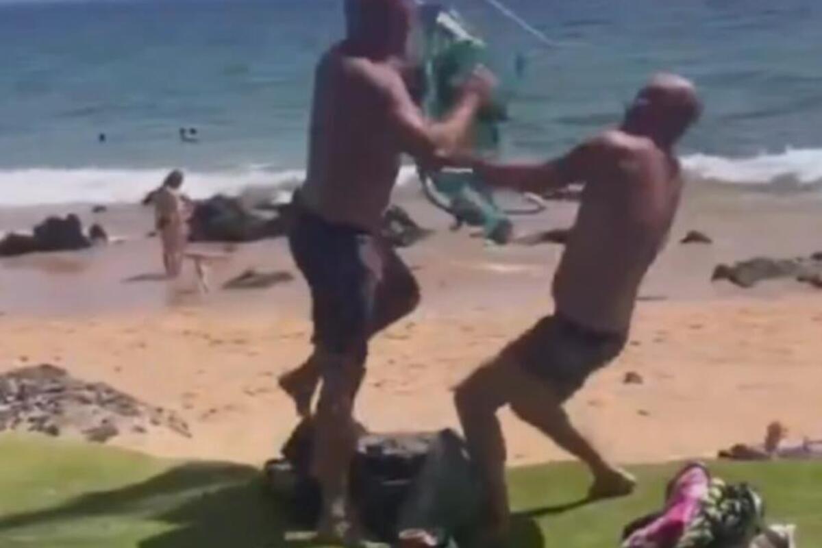 Poznati političar se potukao na plaži