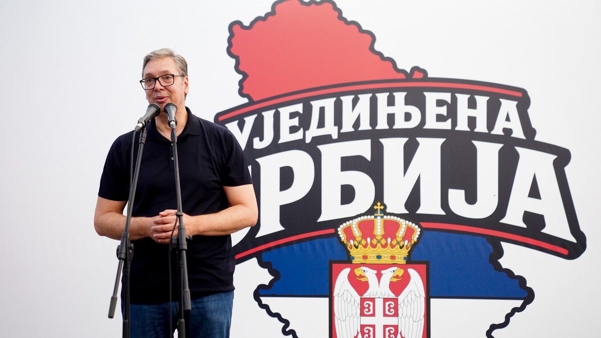 PEZNIJE I PLATE RASTU ZAJEDNO! Vučić otkrio kada stiže POVEĆANJE: "Ovo dosad nismo mogli"