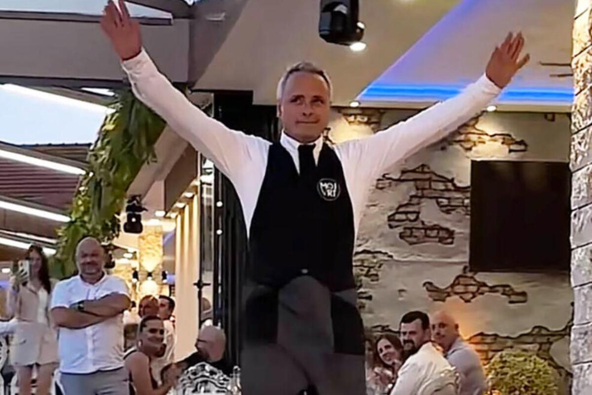 Vlasnik restorana kupio auto radniku