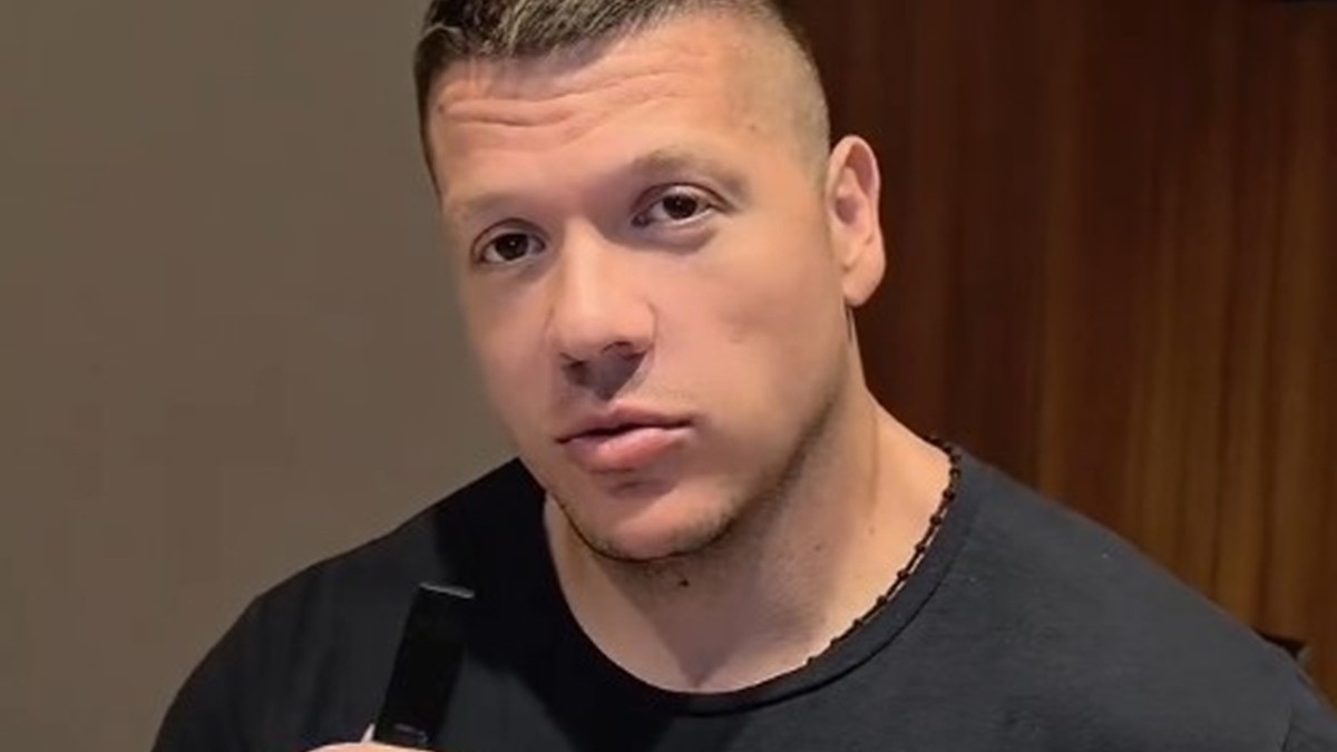 Sloba Radanović se snima: Stigao mi je USB Ane Nikolić, da vidimo šta je tu