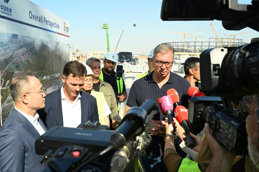 Vučić na EXPO gradilištu: Radimo velike stvari za budućnost Srbije; Stiže još 400 radnika iz Kine FOTO/VIDEO