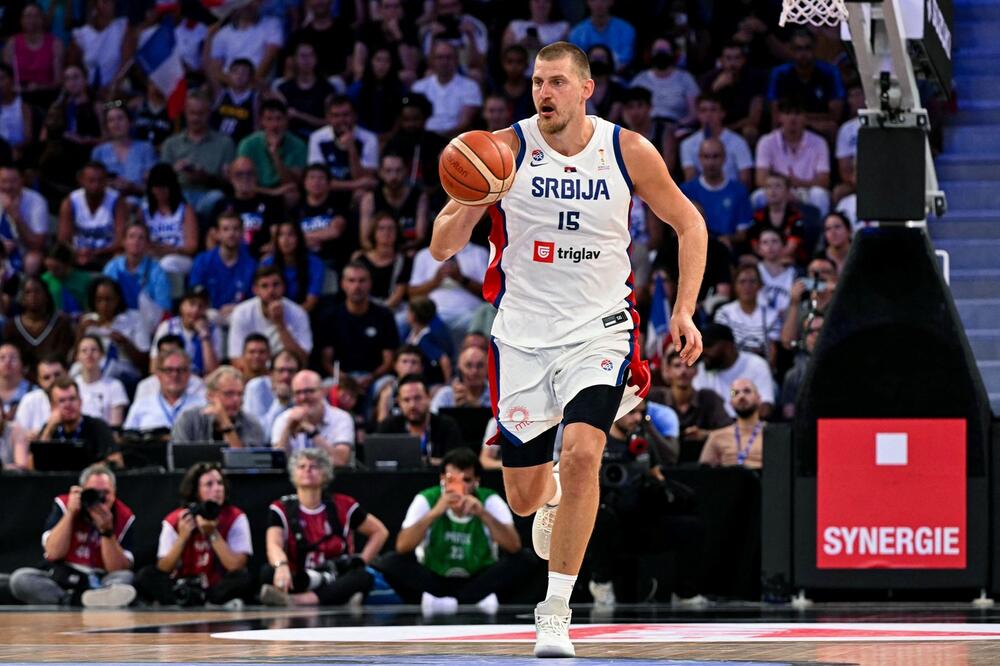 Nikola Jokić na prijateljskoj utakmici Francuske i Srbije