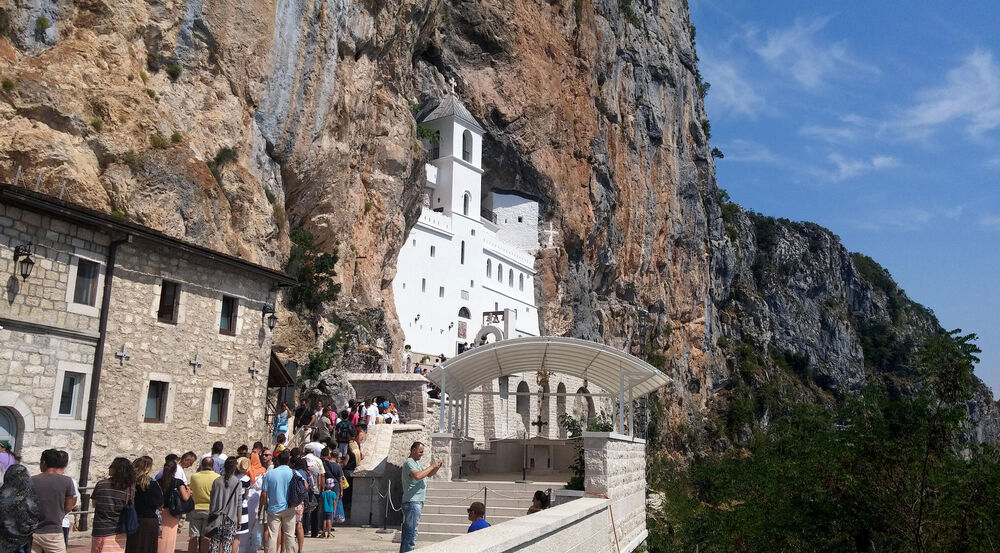 Manastir Ostrog