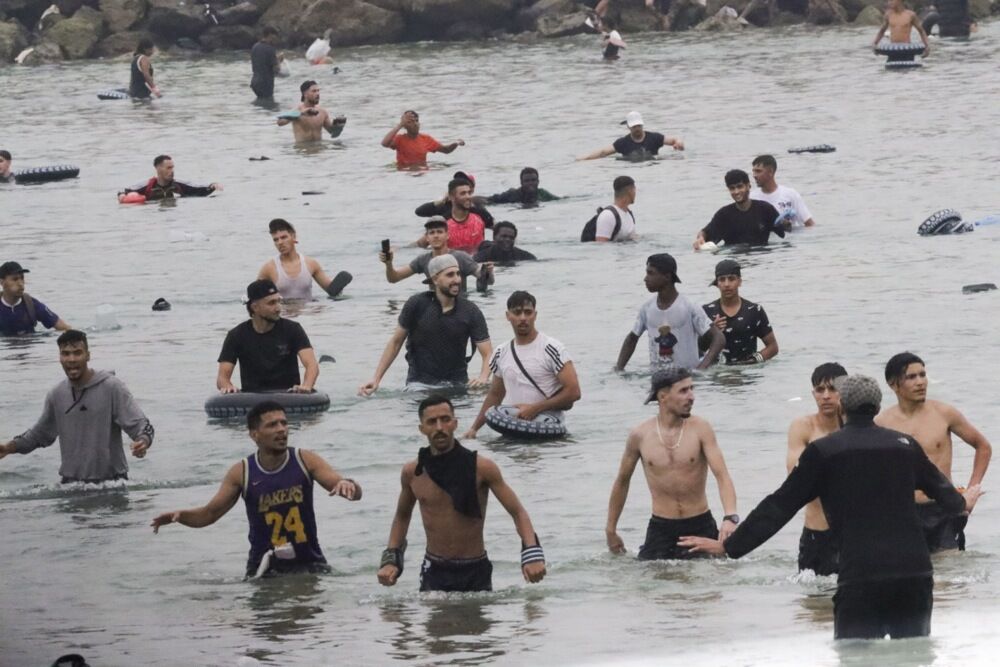 Seuta, Španija, Migranti