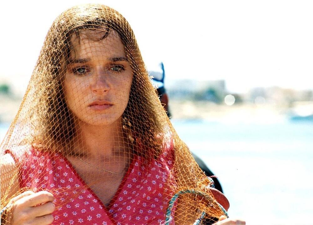 Valerja Golino kao Gracija u filmu Respiro