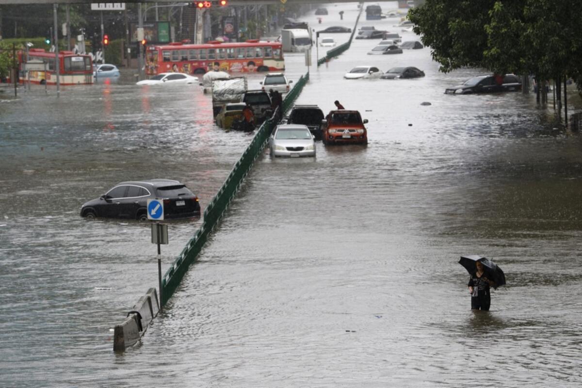Bangkok pod vodom nakon 48 sati obilnih padavina