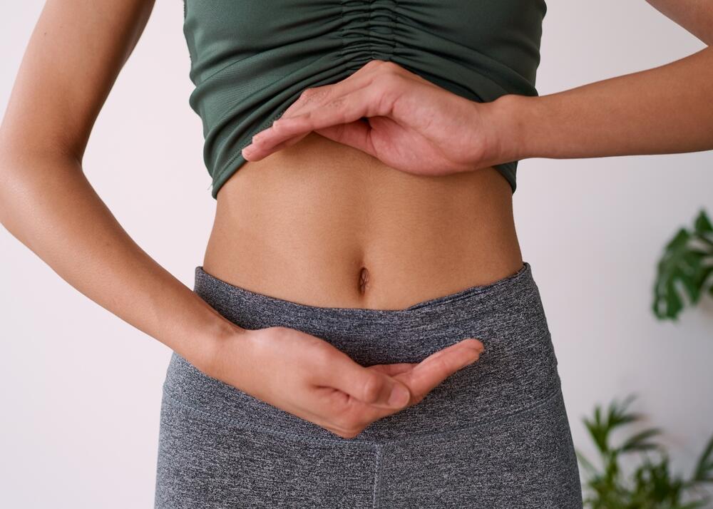 Crevna mikroflora direktno utiče na mršavljenje jer balans bakterija u crevima kontroliše kako vaše telo apsorbuje kalorije, reguliše apetit i skladišti masti. 