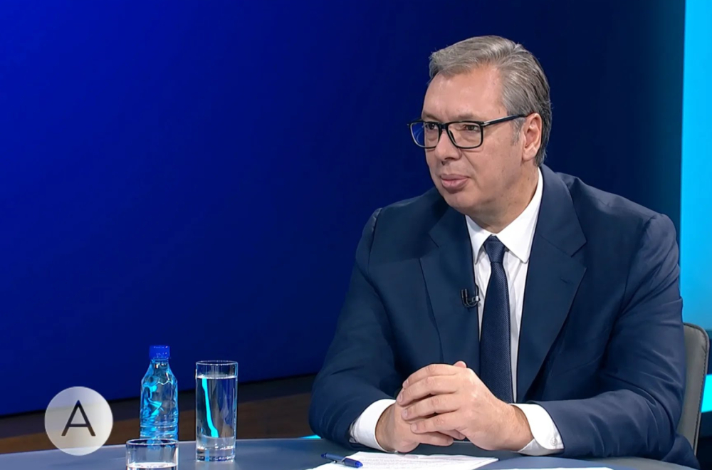 Vučić: "Odlazim ponosan na rezultate, to niko ne može da mi oduzme"; "Do čoveka je, ne do funkcije"