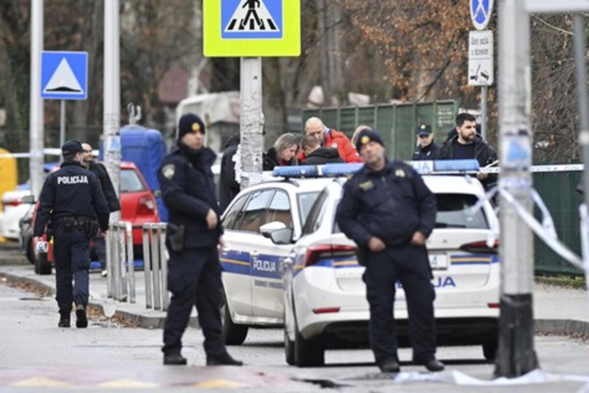 Pijan bežao od policije sa detetom u autu