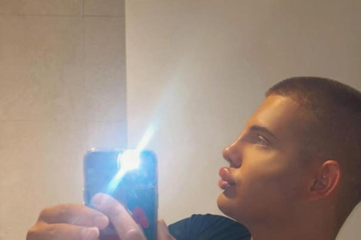 Prva gej veza u Eliti 10