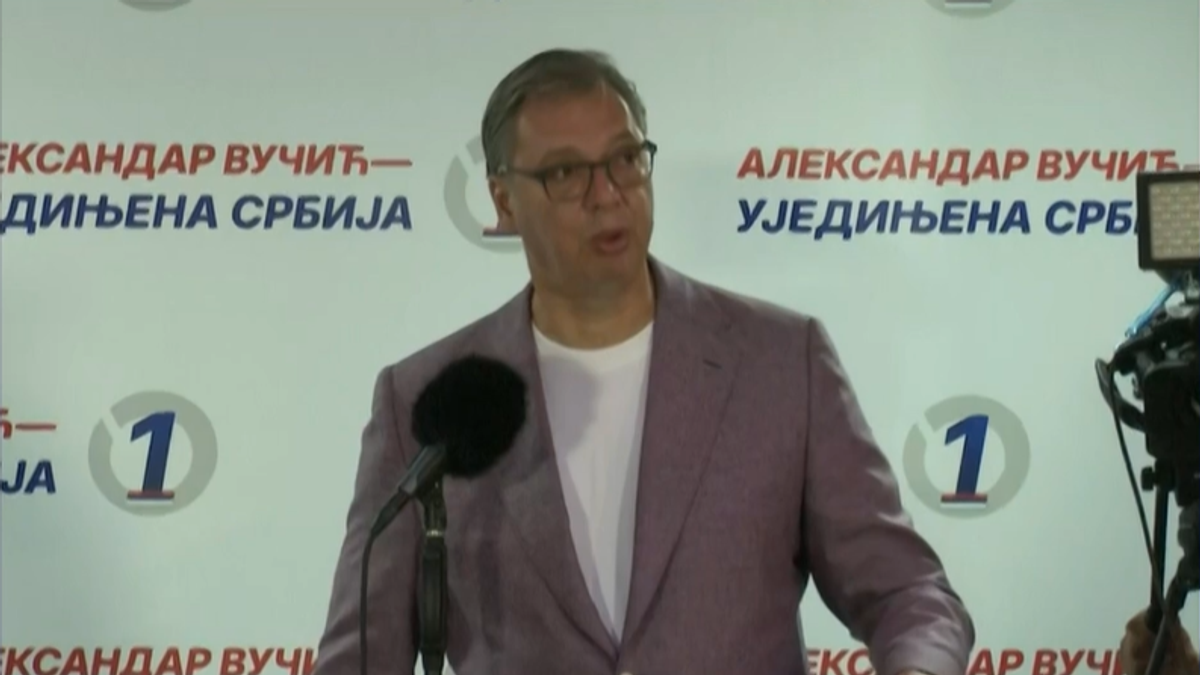 Vučić u Vranju: Pokušali su da nam razore porodice, da okreću decu protiv roditelja