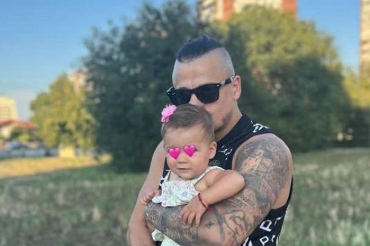 Terza obezbedio ćerki 2 stana