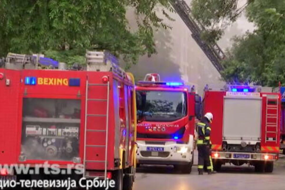 Zapalio se kamion na graničnom prelazu Sremska Rača