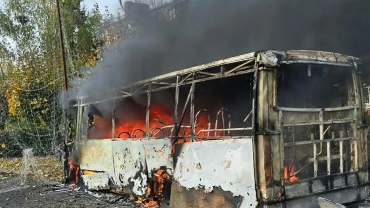Rusija pogodila autobus sa putnicima u Kramatorsku: Gađali stajalište javnog prevoza, 30 mrtvih