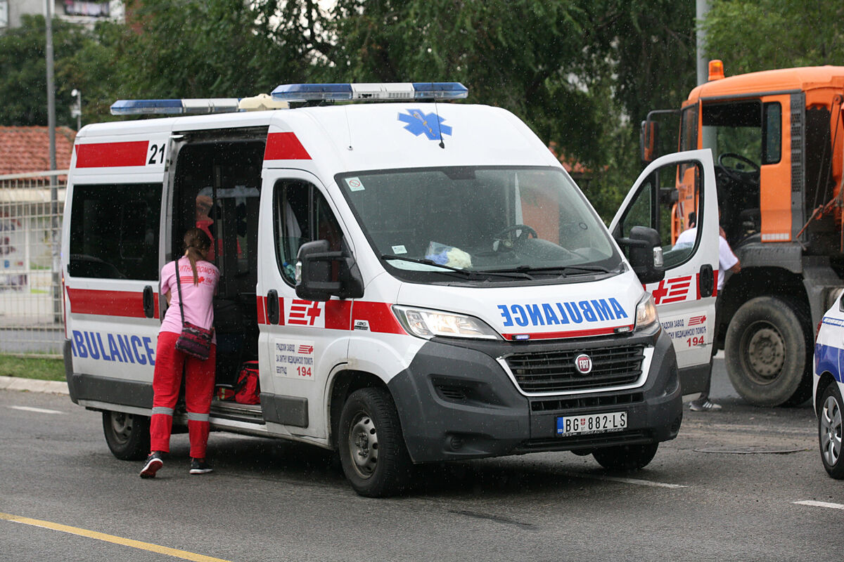 Učenici gimnazije iz Beograda odstranjen bubreg nakon nesreće