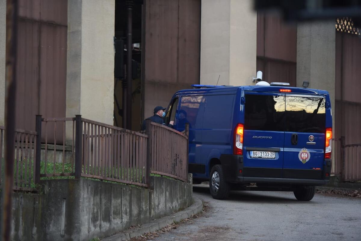 Uhapšena direktorka privrednog društva nakon što je pokrala firmu pa kupila petosoban stan na Vračaru