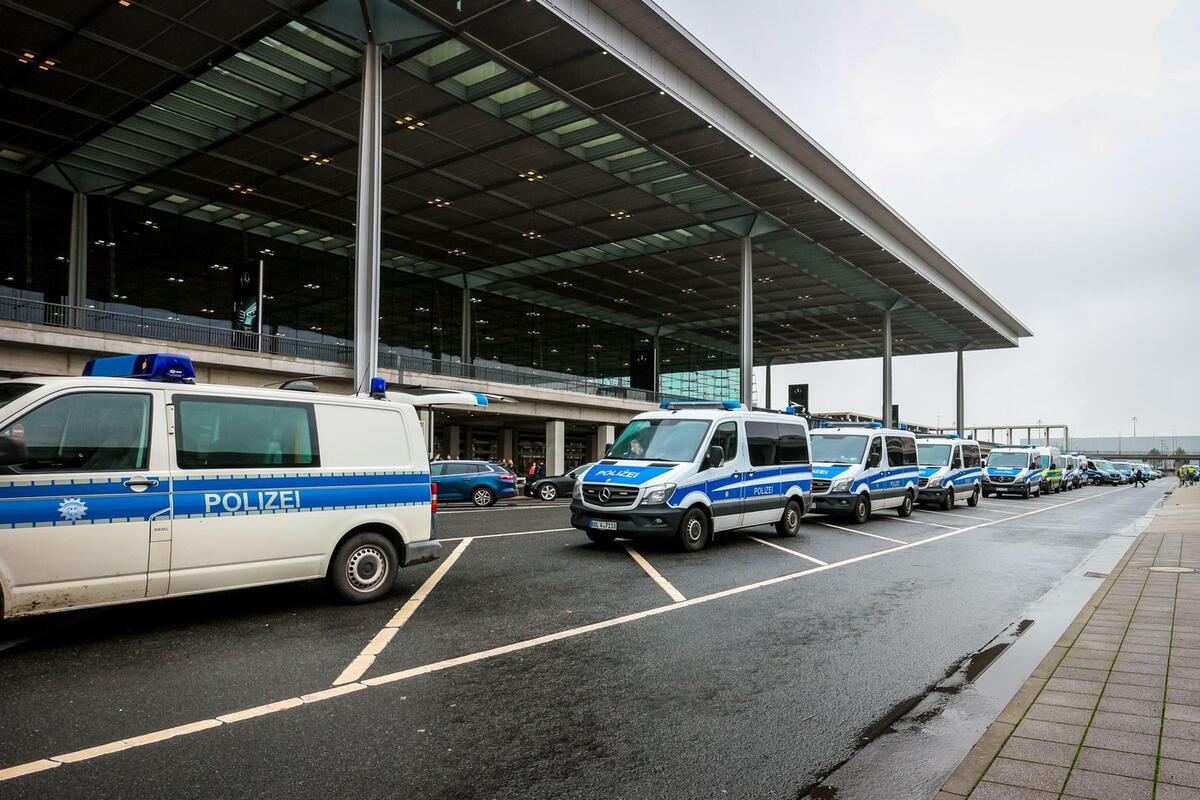 Obustavljeni svi letovi na aerodromu u Nirnbergu