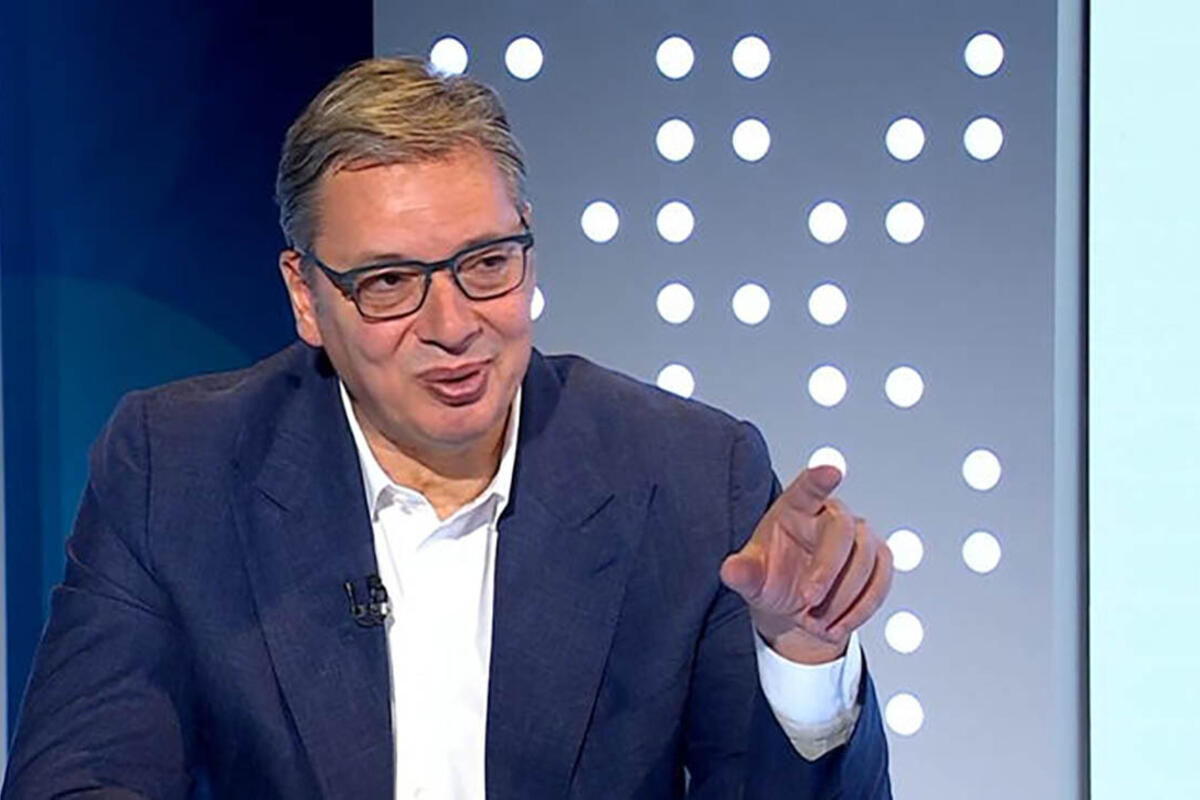 Vučić njaavio povećanje plata