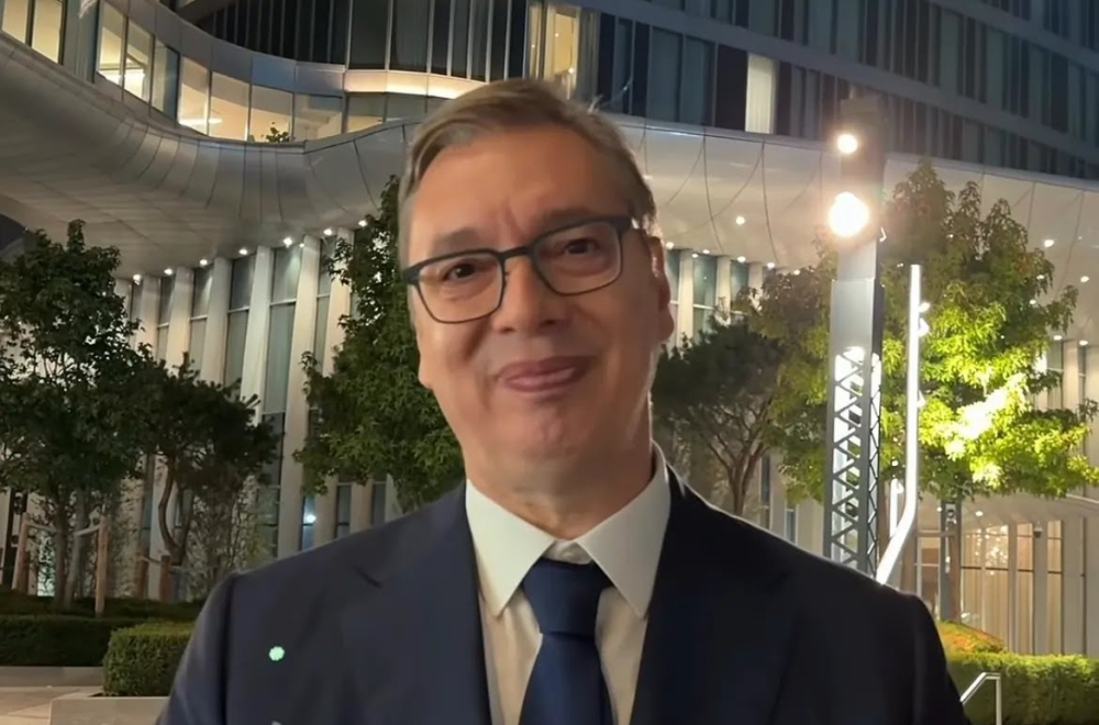 Vučić se oglasio ranom zorom: "Potrebna nam je vaša podrška, velika i visoka kao Kula Beograd" VIDEO