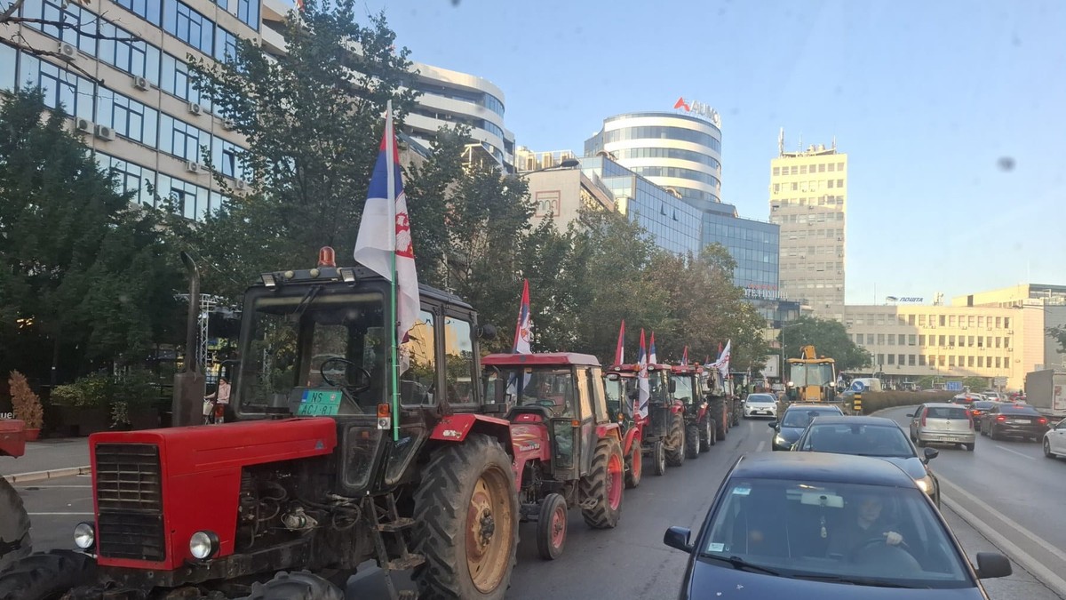 Miting SNS danas u Novom Sadu: Vučić najavio "jedno veliko iznenađenje"